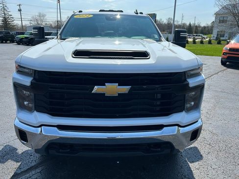 Used 2024 Chevrolet Silverado 2500 W/T w/ WT Convenience Package image 10