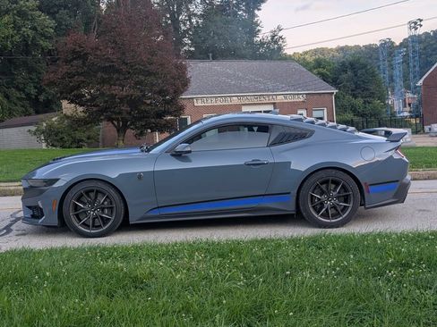 Used 2024 Ford Mustang Dark Horse RWD image 8