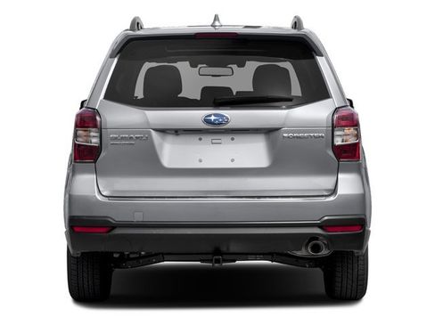 Used 2016 Subaru Forester 2.5i Limited AWD/4WD image 8