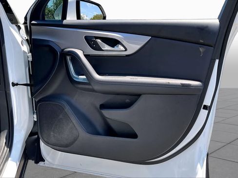 Used 2021 Chevrolet Blazer LT FWD image 24