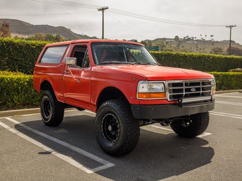 Used 1996 Ford Bronco AWD/4WD image 3