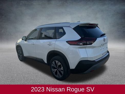 Used 2023 Nissan Rogue SV w/ SV Premium B Package image 3
