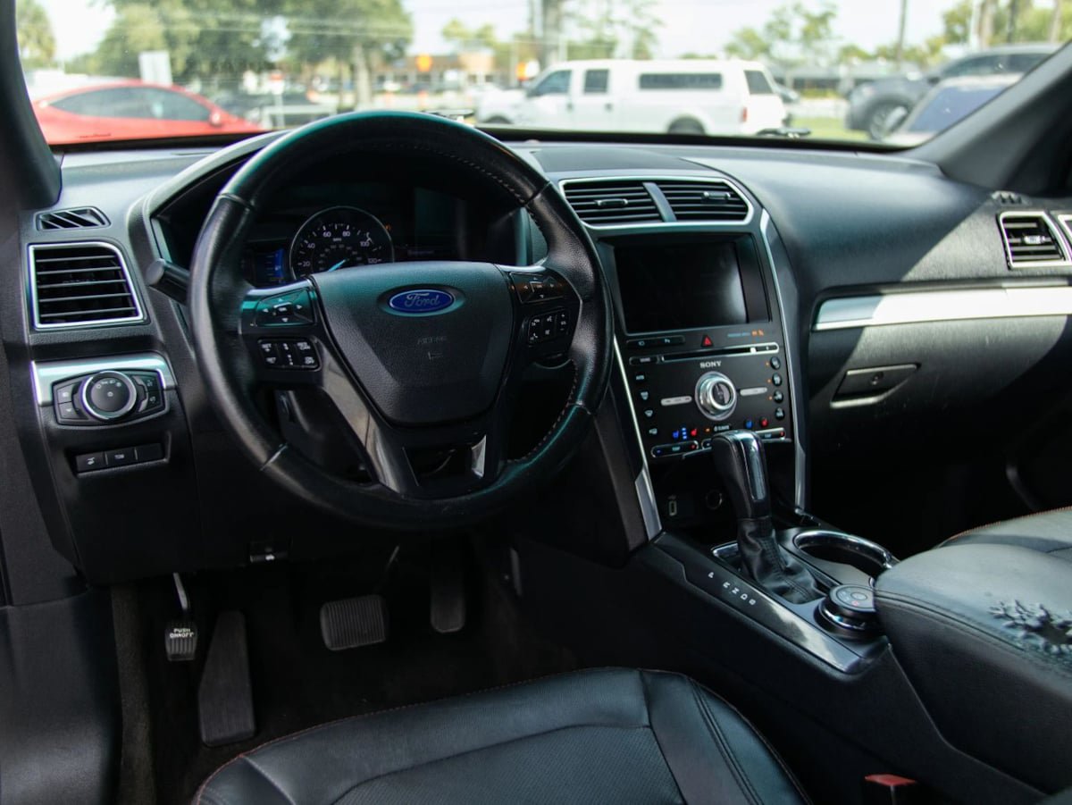 Used 2017 Ford Explorer Sport w/ Equipment Group 401A AWD/4WD image 16