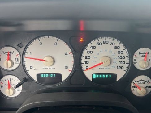 Used 2003 Dodge Ram 3500 Truck SLT image 8