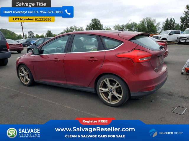 Used 2016 Ford Focus Titanium w/ Titanium Technology Package FWD image 3