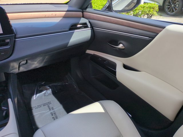 Certified 2024 Lexus ES 350 w/ Premium Package FWD image 16