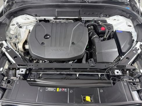 Certified 2024 Volvo XC60 B5 Plus w/ Protection Package Premier AWD/4WD image 30
