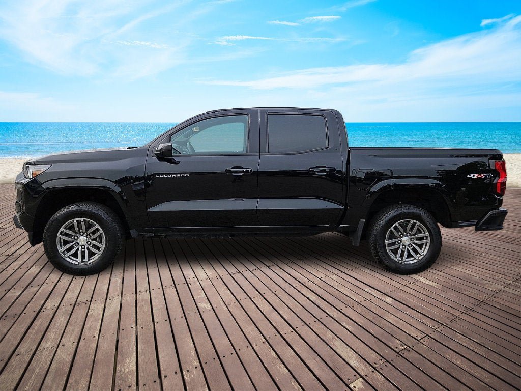 Certified 2023 Chevrolet Colorado LT w/ LT Convenience Package AWD/4WD image 7