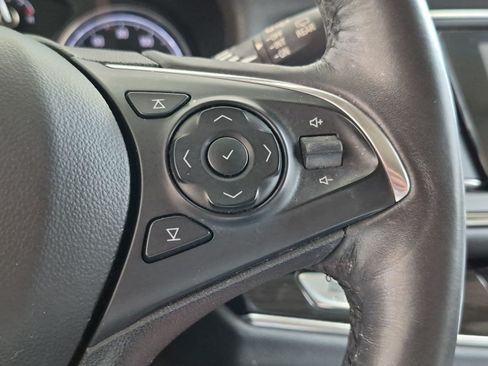 Used 2018 Buick Enclave Premium AWD/4WD image 26
