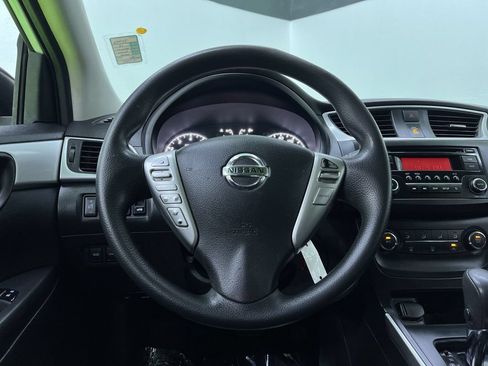 Used 2017 Nissan Sentra S FWD image 19