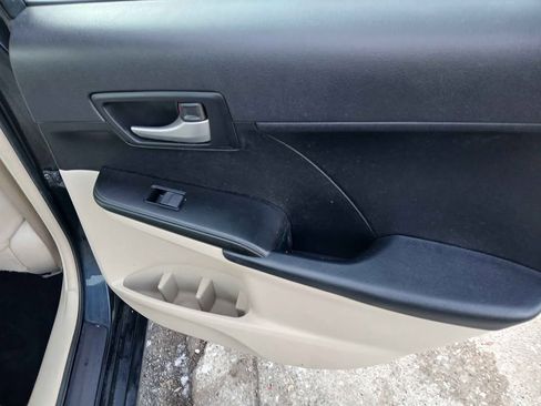 Used 2012 Toyota Camry SE image 14