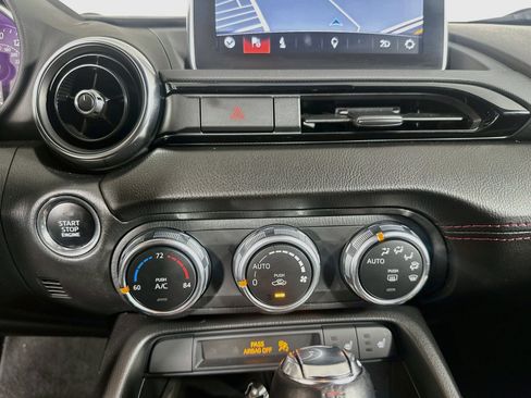 Used 2017 MAZDA MX-5 Miata Grand Touring RWD image 23
