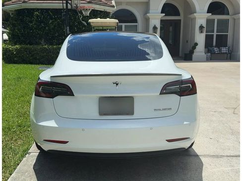 Used 2018 Tesla Model 3 Long Range AWD/4WD image 4