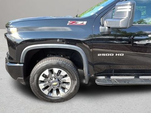 Used 2024 Chevrolet Silverado 2500 Custom w/ Custom Value Package AWD/4WD image 32
