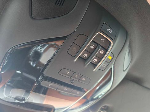 Used 2020 Maserati Levante S GranLusso image 35