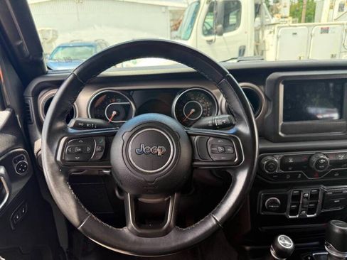 Used 2020 Jeep Gladiator Sport w/ Quick Order Package 24S AWD/4WD image 20
