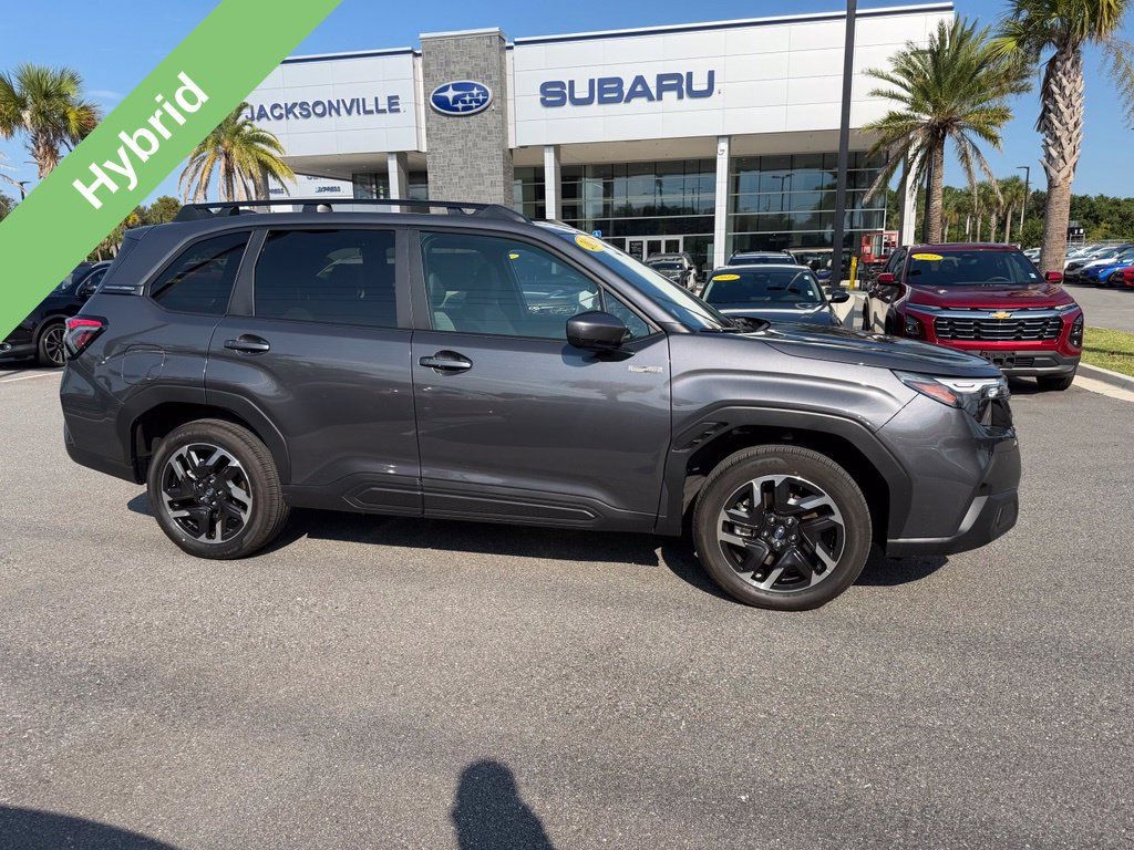 Used 2026 Subaru Forester Premium AWD/4WD image 2
