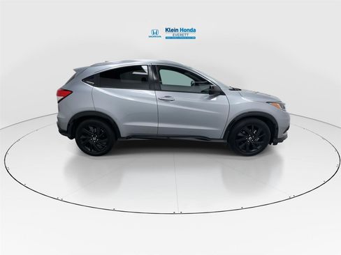 Certified 2022 Honda HR-V Sport image 3