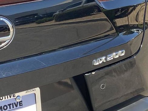 Used 2019 Lexus UX 200 w/ Premium Package FWD image 28