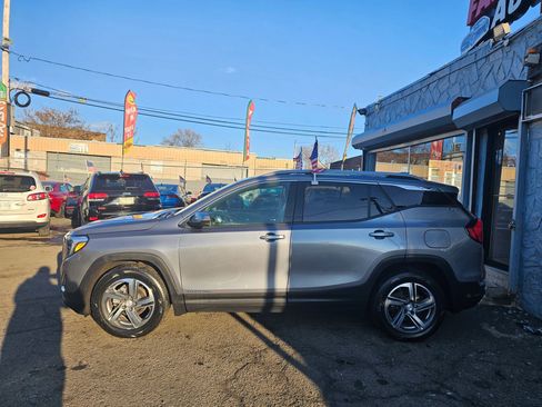 Used 2020 GMC Terrain SLT image 5