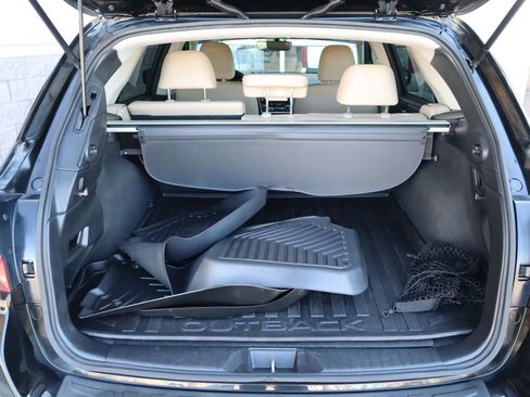 Used 2018 Subaru Outback 3.6R Limited image 27