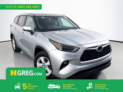 Used 2025 Toyota Highlander LE