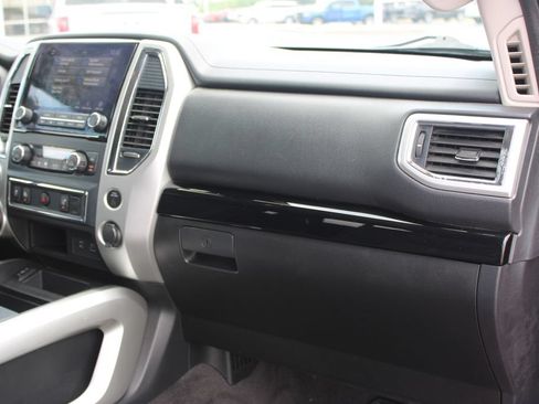 Used 2021 Nissan Titan SV w/ SV Convenience Package AWD/4WD image 33