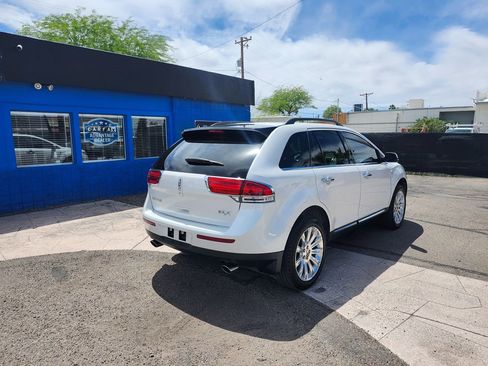 Used 2015 Lincoln MKX FWD w/ Equipment Group 101A image 11