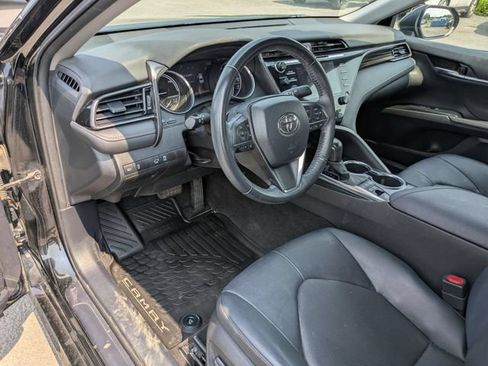 Used 2020 Toyota Camry XLE FWD image 8