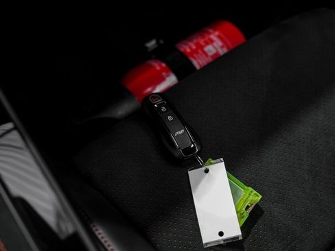 Used 2025 Porsche 911 GT3 RS w/ Weissach Package image 69