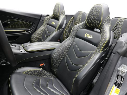 Used 2021 Aston Martin DBS Superleggera Volante RWD image 3