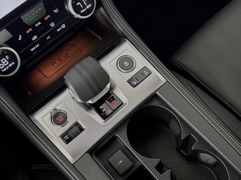 New 2026 Jaguar F-PACE R-Dynamic S image 17