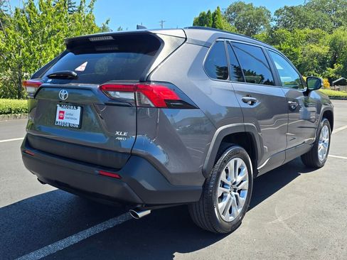 Certified 2025 Toyota RAV4 XLE Premium image 3