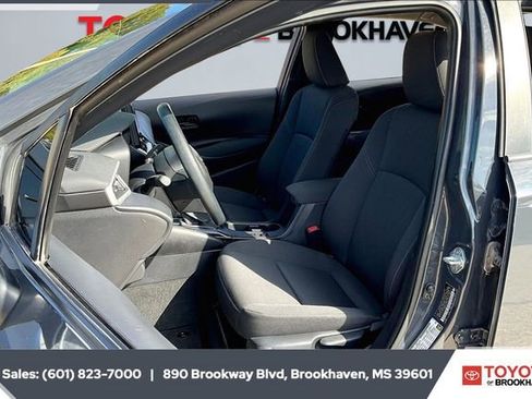 Used 2024 Toyota Corolla LE image 18