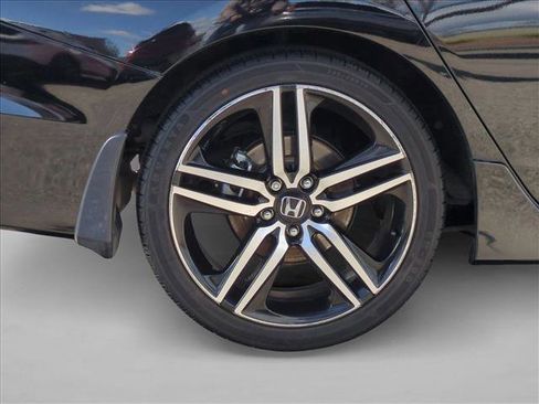 Used 2017 Honda Accord Sport Special Edition image 23