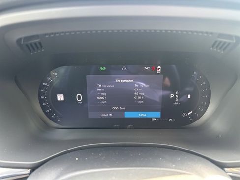 New 2026 Volvo XC60 B5 Ultra w/ Climate Package image 16