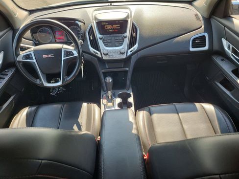 Used 2017 GMC Terrain SLT w/ Open Road Package FWD image 8