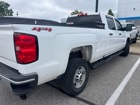 Used 2019 Chevrolet Silverado 2500 W/T w/ WT Convenience Package AWD/4WD image 2