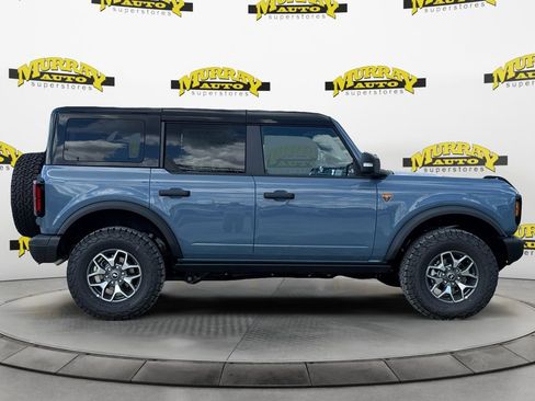 New 2025 Ford Bronco Badlands image 8