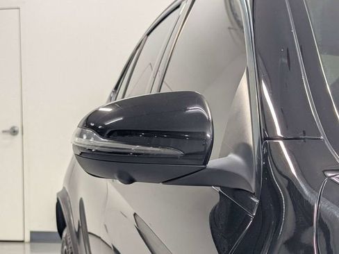 Used 2023 Mercedes-Benz GLC 300 4MATIC Coupe image 29