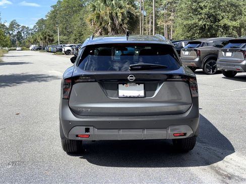 New 2026 Nissan Kicks SV image 25