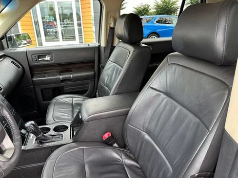 Used 2019 Ford Flex SEL w/ Equipment Group 202A AWD/4WD image 27