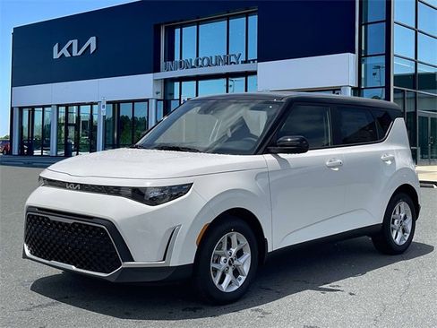 New 2025 Kia Soul S image 10