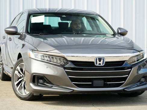 Used 2022 Honda Accord EX-L image 2