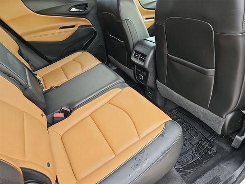 Used 2019 Chevrolet Equinox Premier image 11
