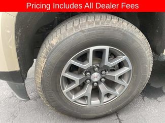 Used 2022 GMC Canyon AT4 w/ Trailering Package AWD/4WD video 2