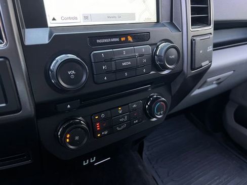 Used 2018 Ford F150 XLT w/ Equipment Group 302A Luxury AWD/4WD image 24