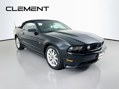 Used 2010 Ford Mustang GT RWD image 5