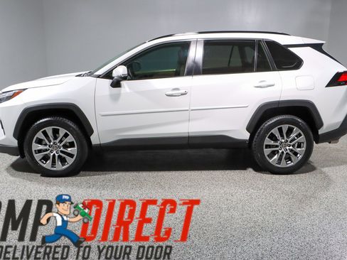 Used 2023 Toyota RAV4 XLE Premium FWD image 10