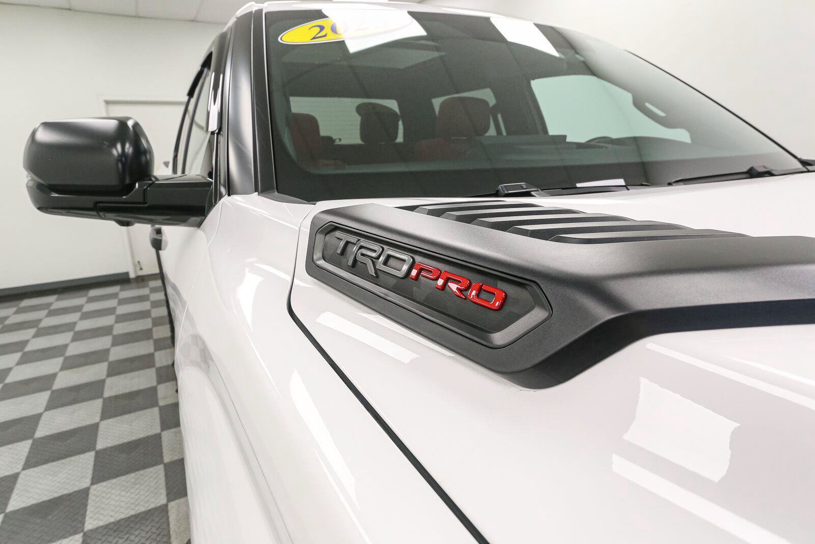 Used 2025 Toyota Tundra TRD Pro AWD/4WD image 7